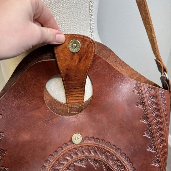 Ladies Genuine Leather Crossbody Purse Round Hand Embossed Mexican Bohemian - Picture 3 of 9